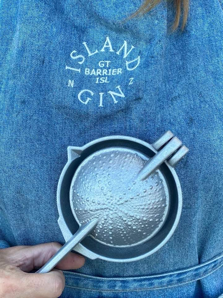 Iconic Island Gin Squeezer - BACK IN STOCK