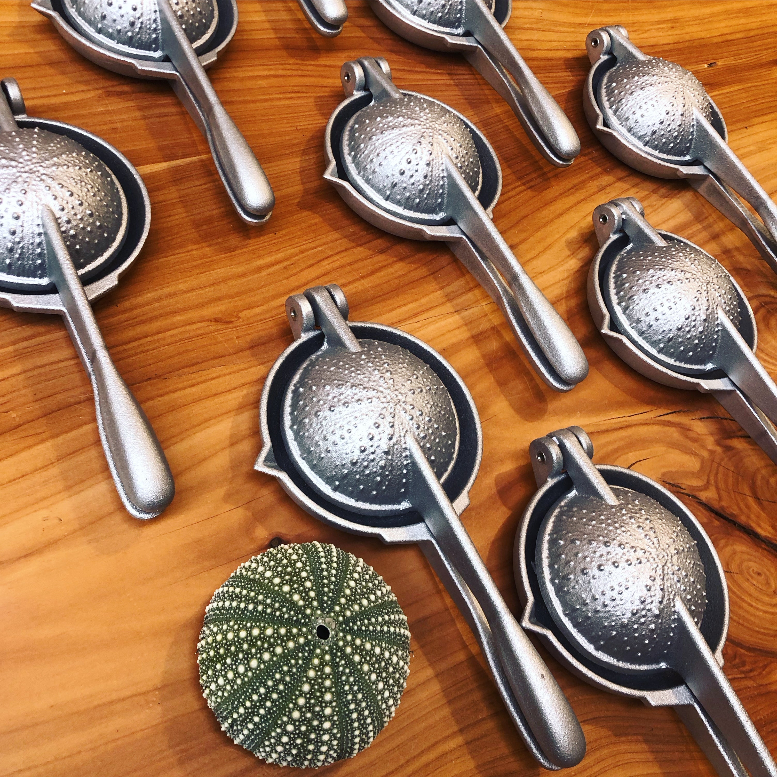 Iconic Island Gin Squeezer - BACK IN STOCK
